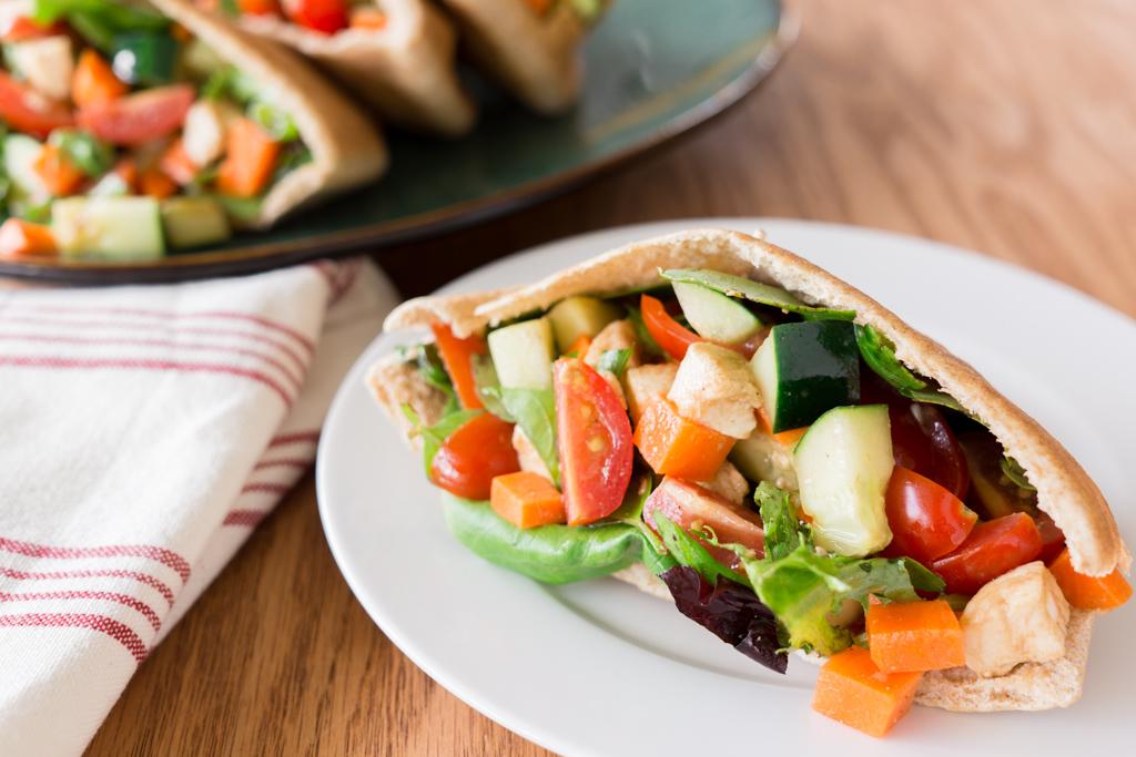 Salad Pita Pockets With Balsamic Vinaigrette Dressing