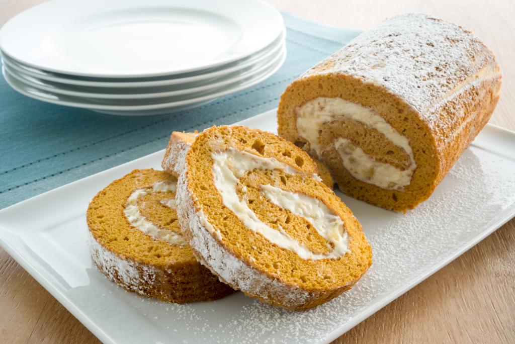 Mom's Pumpkin Roll