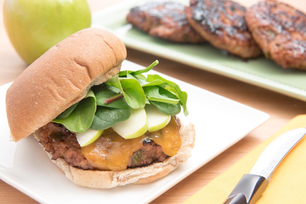 Barbecue Chicken Burgers With Cheddar, Apple and Microgreens