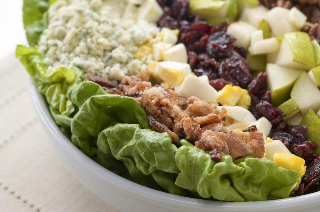 Cobb Salad With Apple and Pear