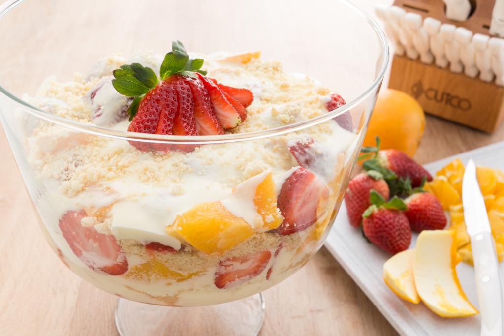 Strawberry and Orange Fruit Trifle