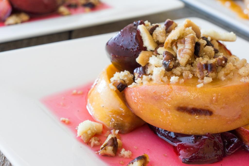 Grilled Fruit Crumble