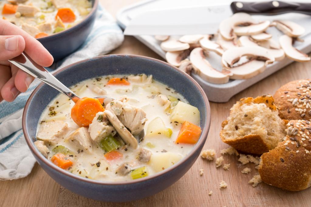 Easy Leftover Turkey Soup