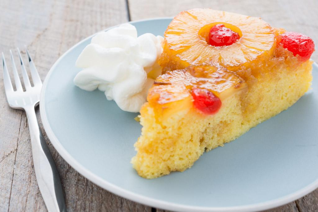 PINEAPPLE UPSIDE DOWN CAKE - NO OVEN!