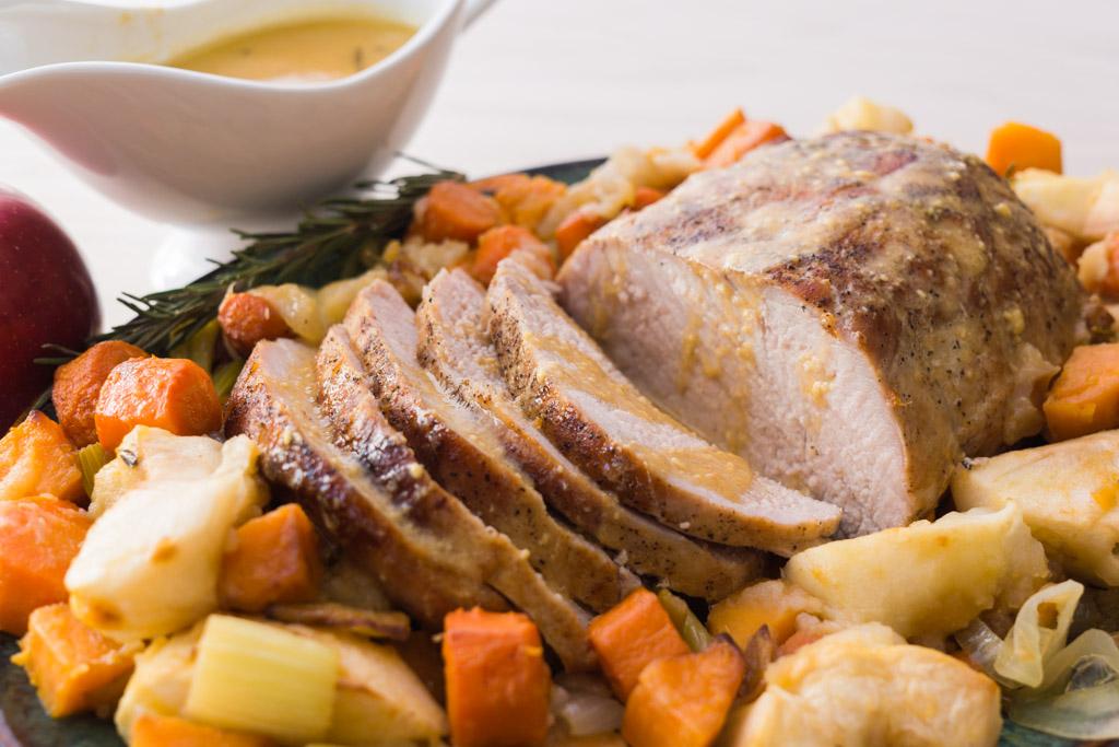 Roasted Pork Loin With Vegetables And Apples