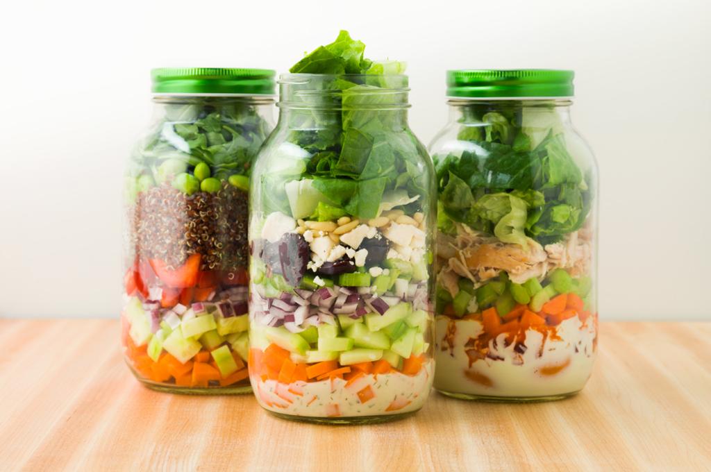 Mason Jar Chopped Salad With Quinoa