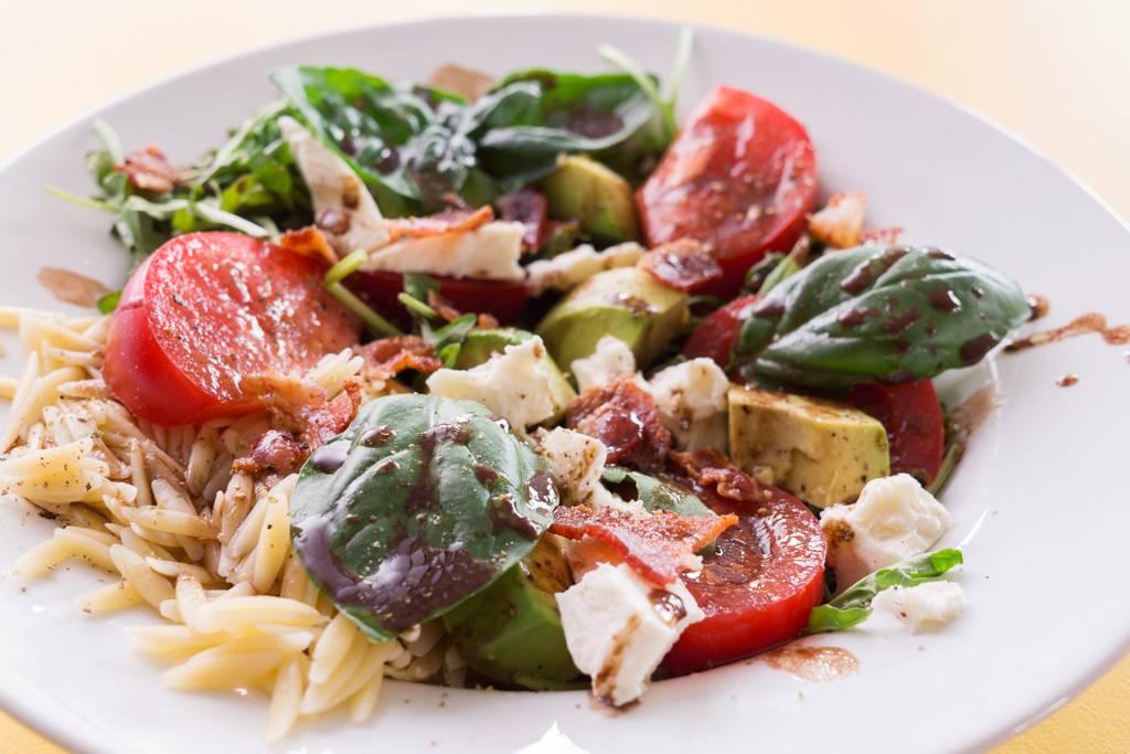 Caprese Bowl With Balsamic Dijon Dressing