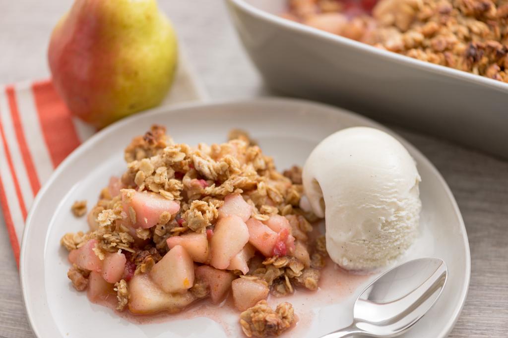 Winter Pear and Raspberry Crisp