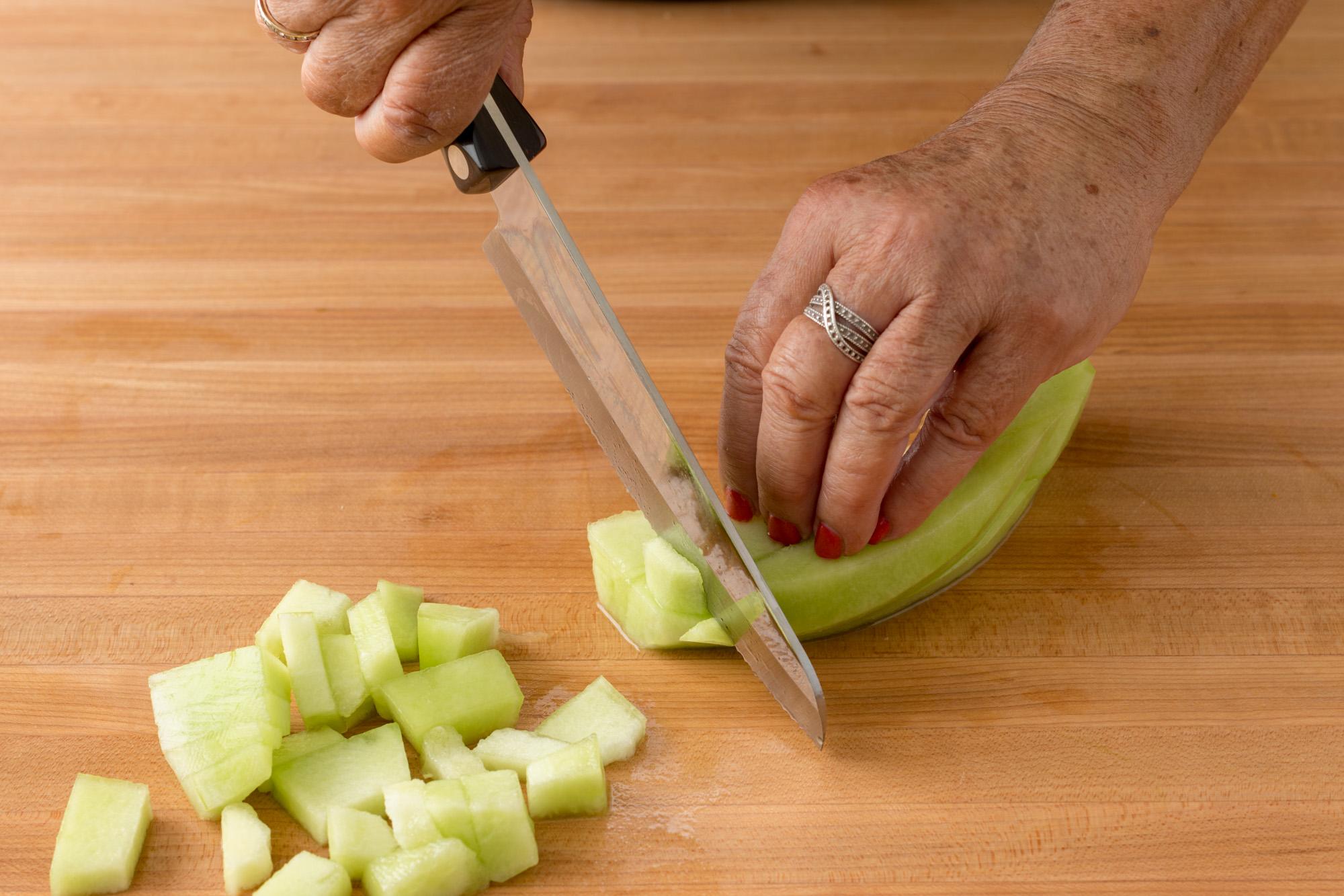 How to Cut Honeydew