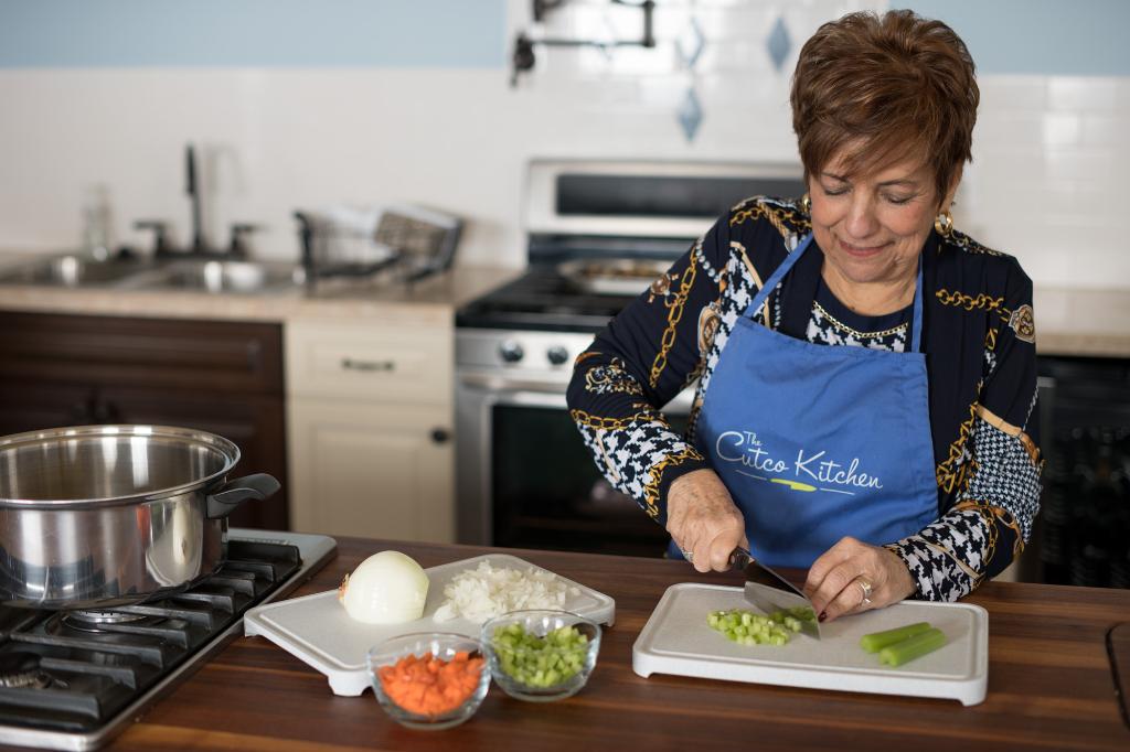 Cutting the celery with a Petite Sanotoku.