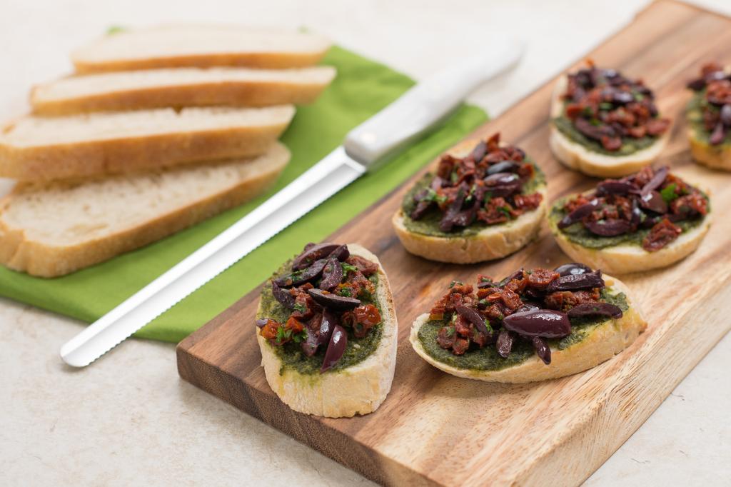 Sun-Dried Tomato Appetizer