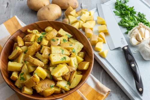 Easy Side of Garlic Roasted Potatoes