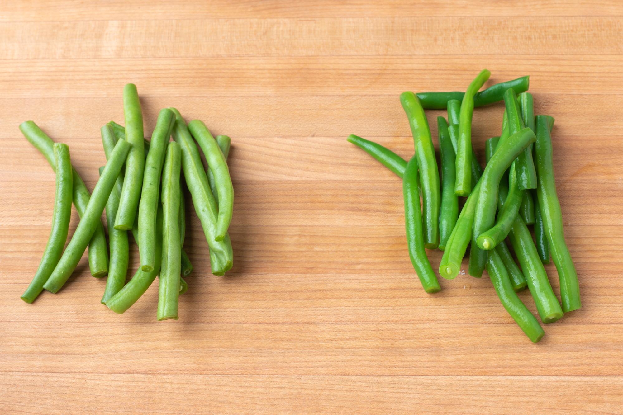 Unblanched vs. blanched green beans.