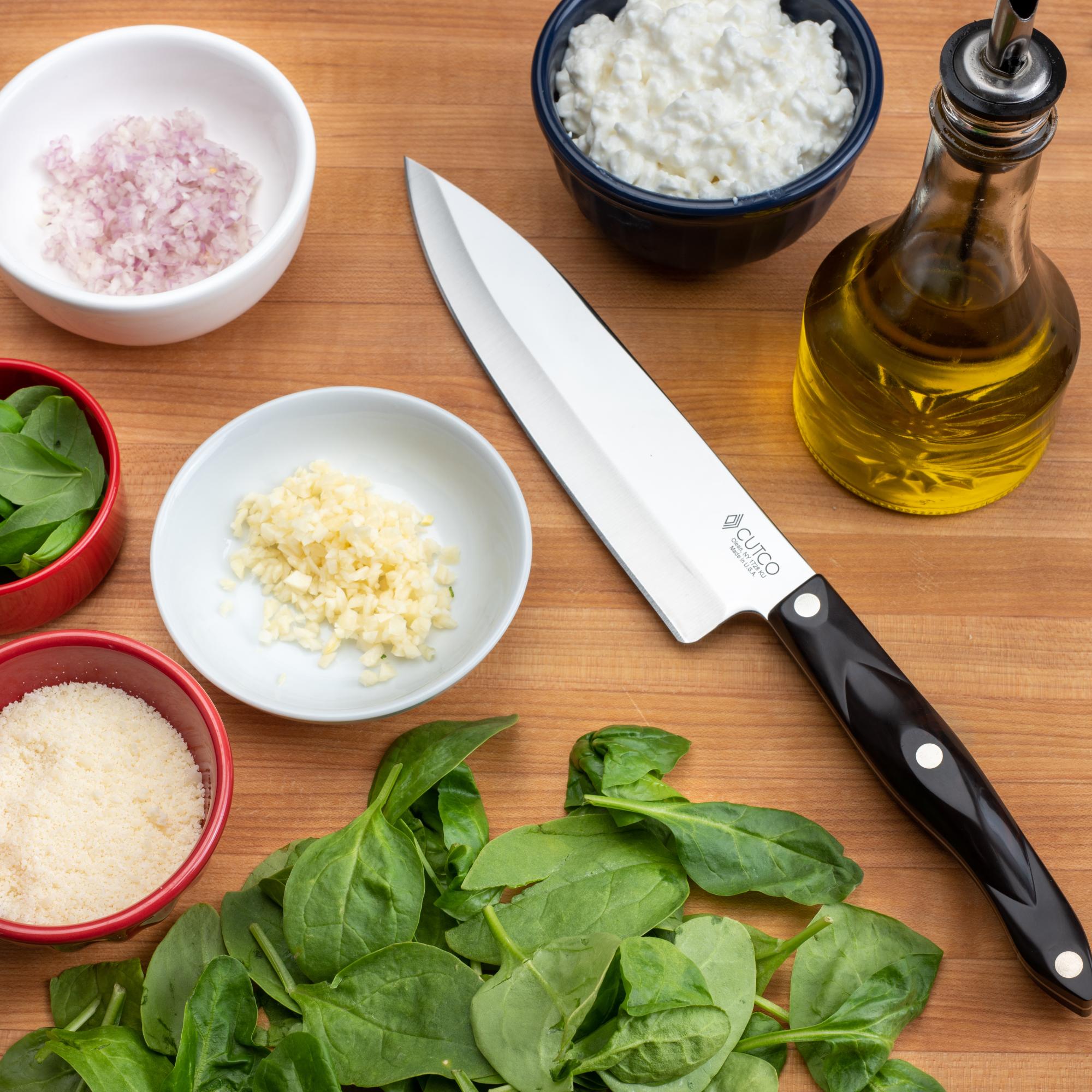 Using a Petite Chef to prep the ingredients.