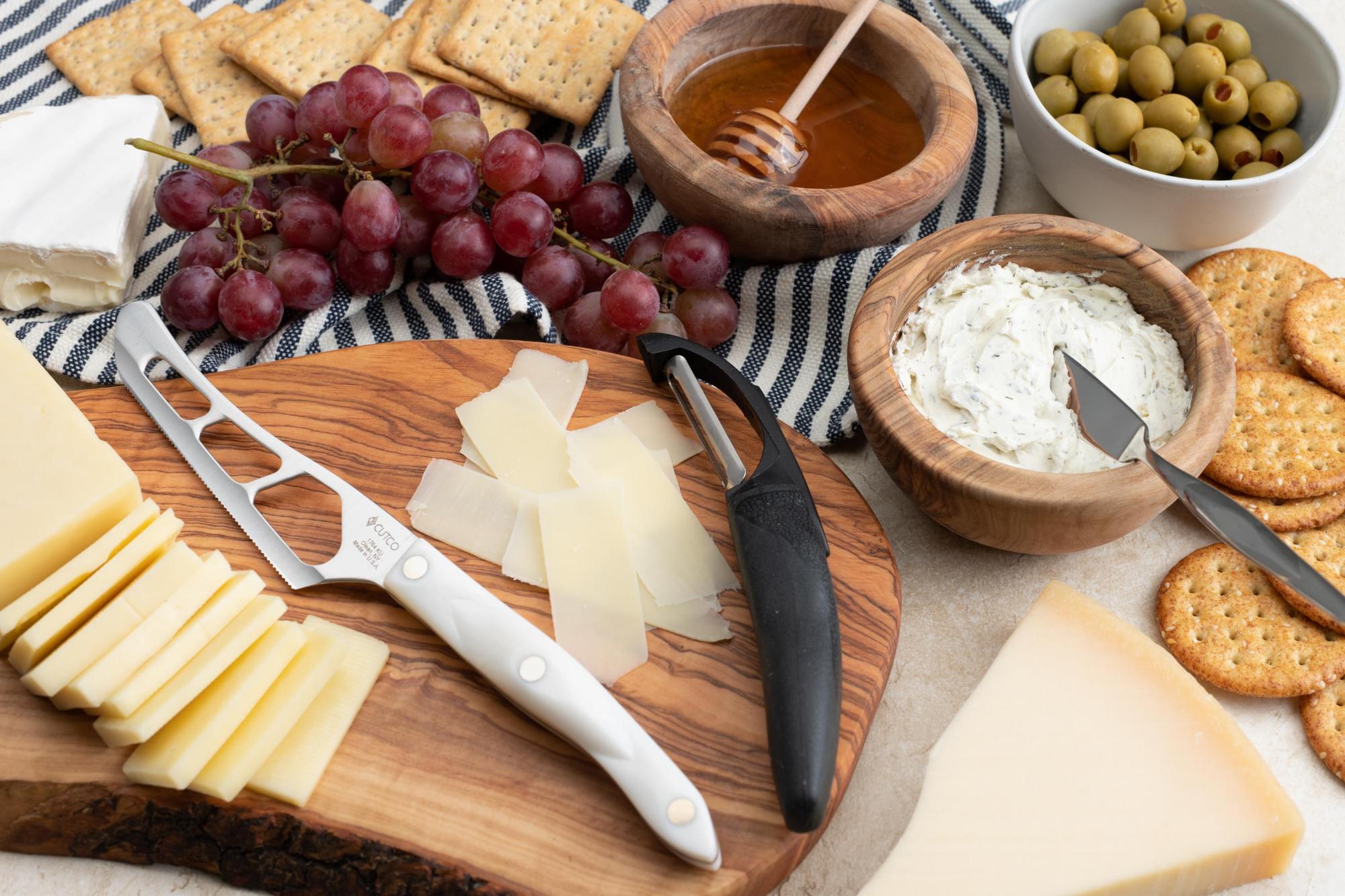 Handy Cheese Cube Cutter For Preparing and Serving 