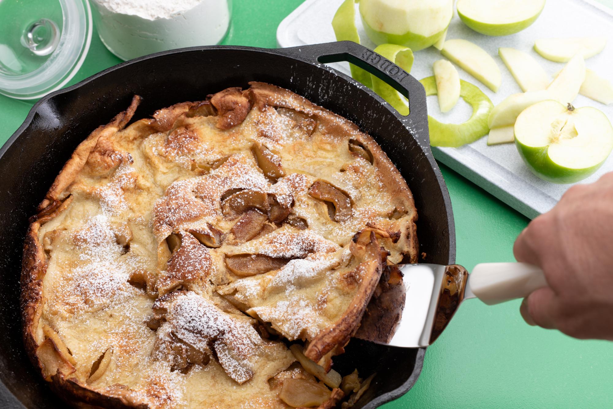 German Apple Pancake Recipe {Apple Oven Pancake}