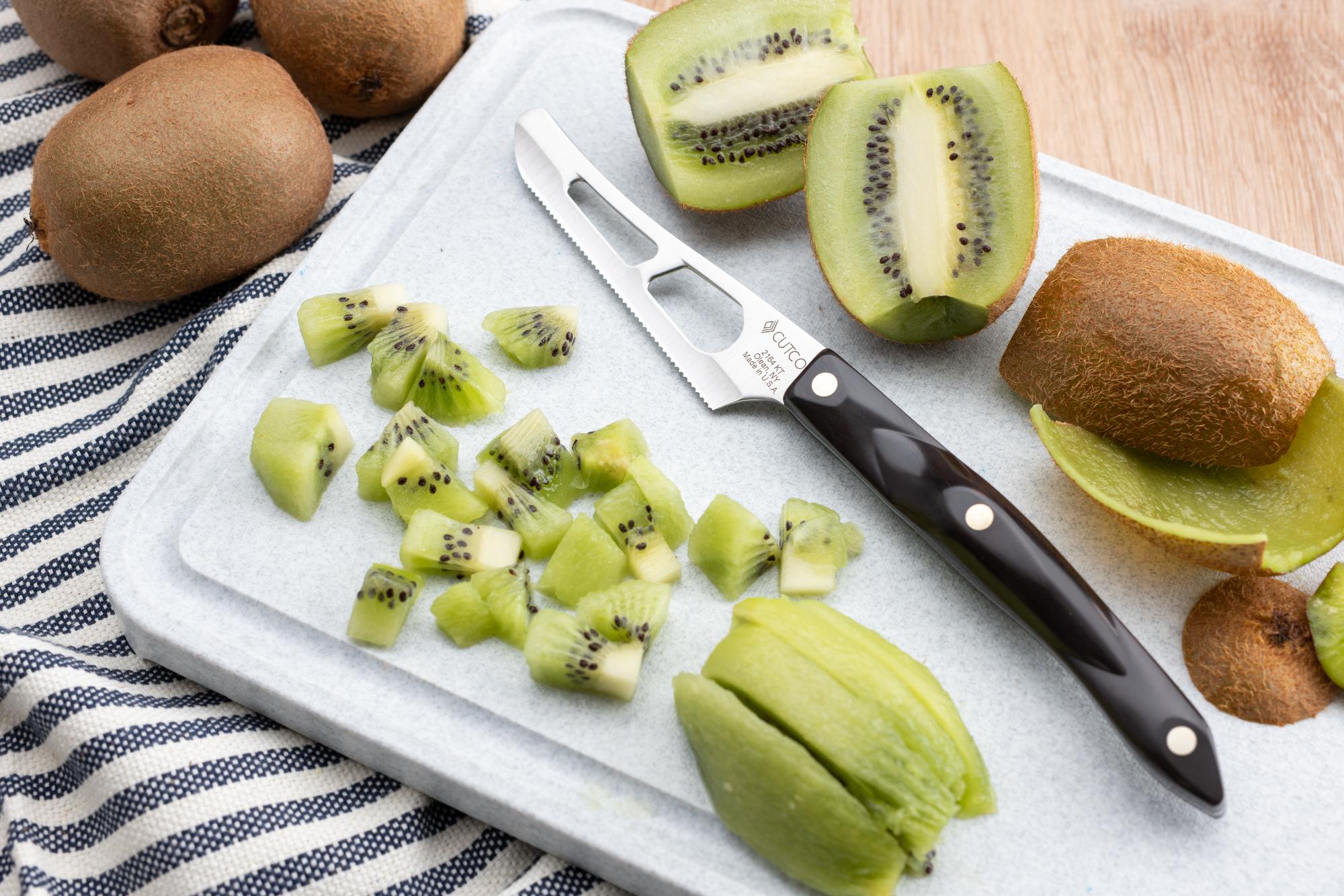 How to Cut a Kiwi Fruit With 3 Simple Kitchen Tools