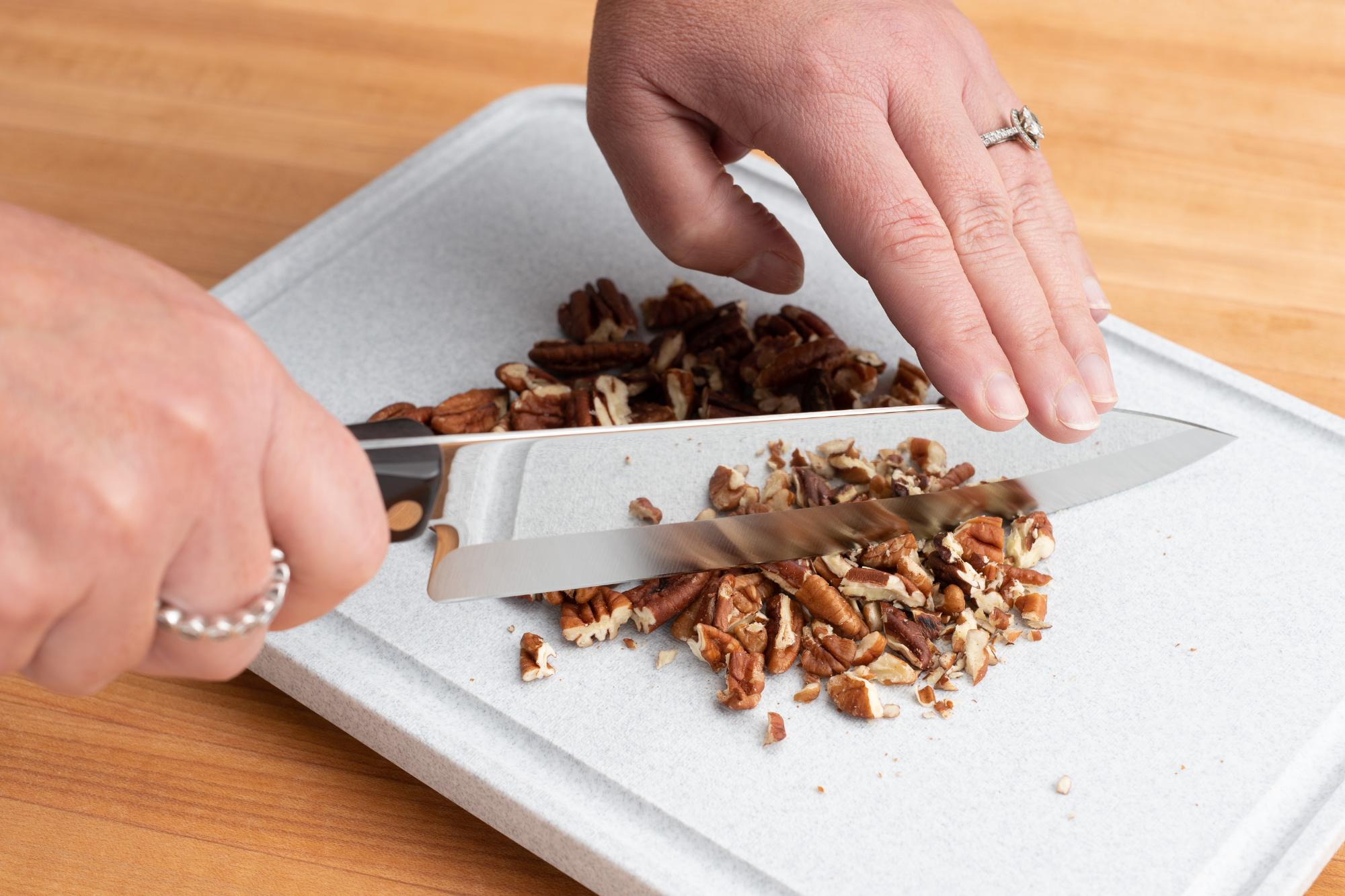 Chopping pecans with a Petite Chef.