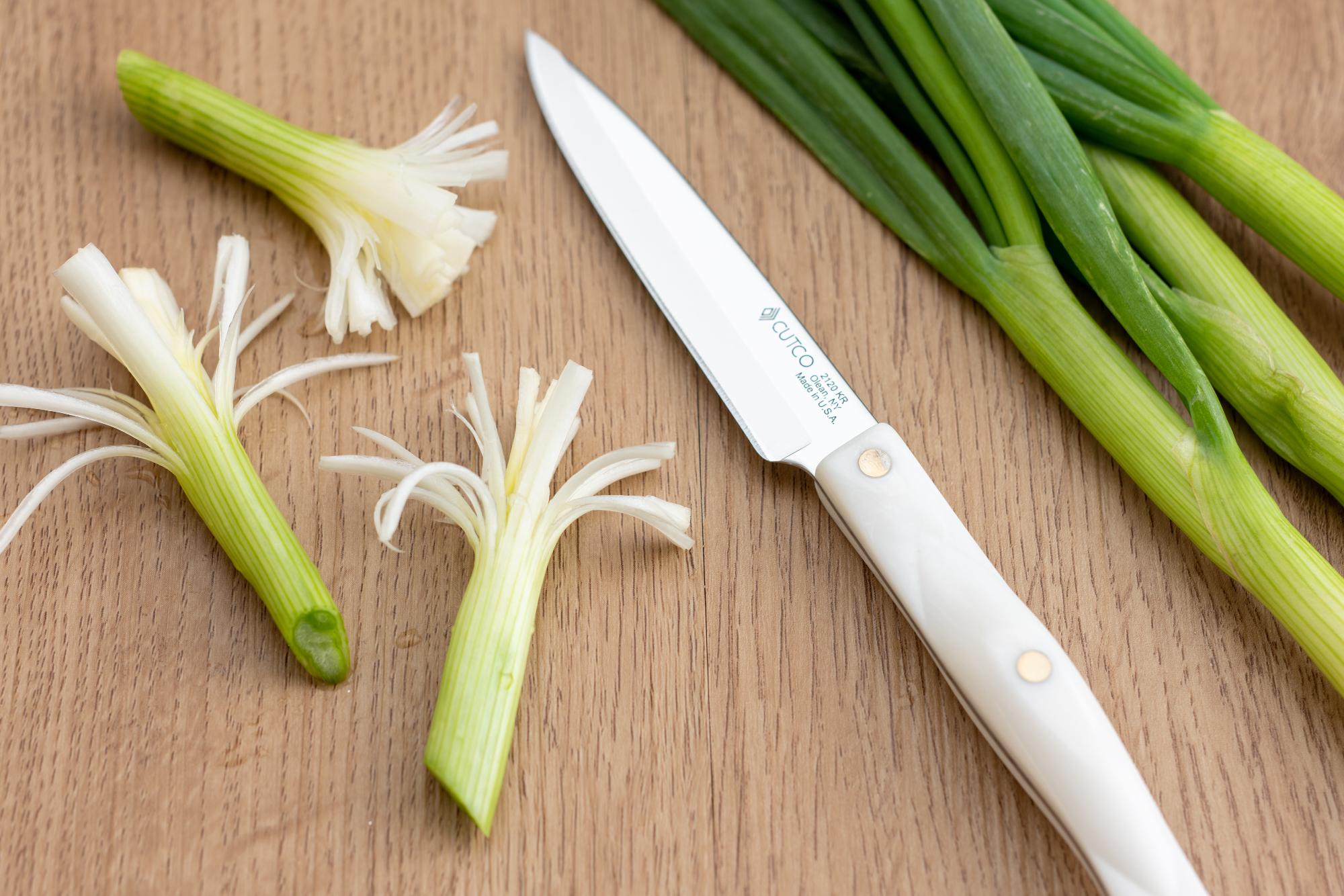 Green onion blossoms.