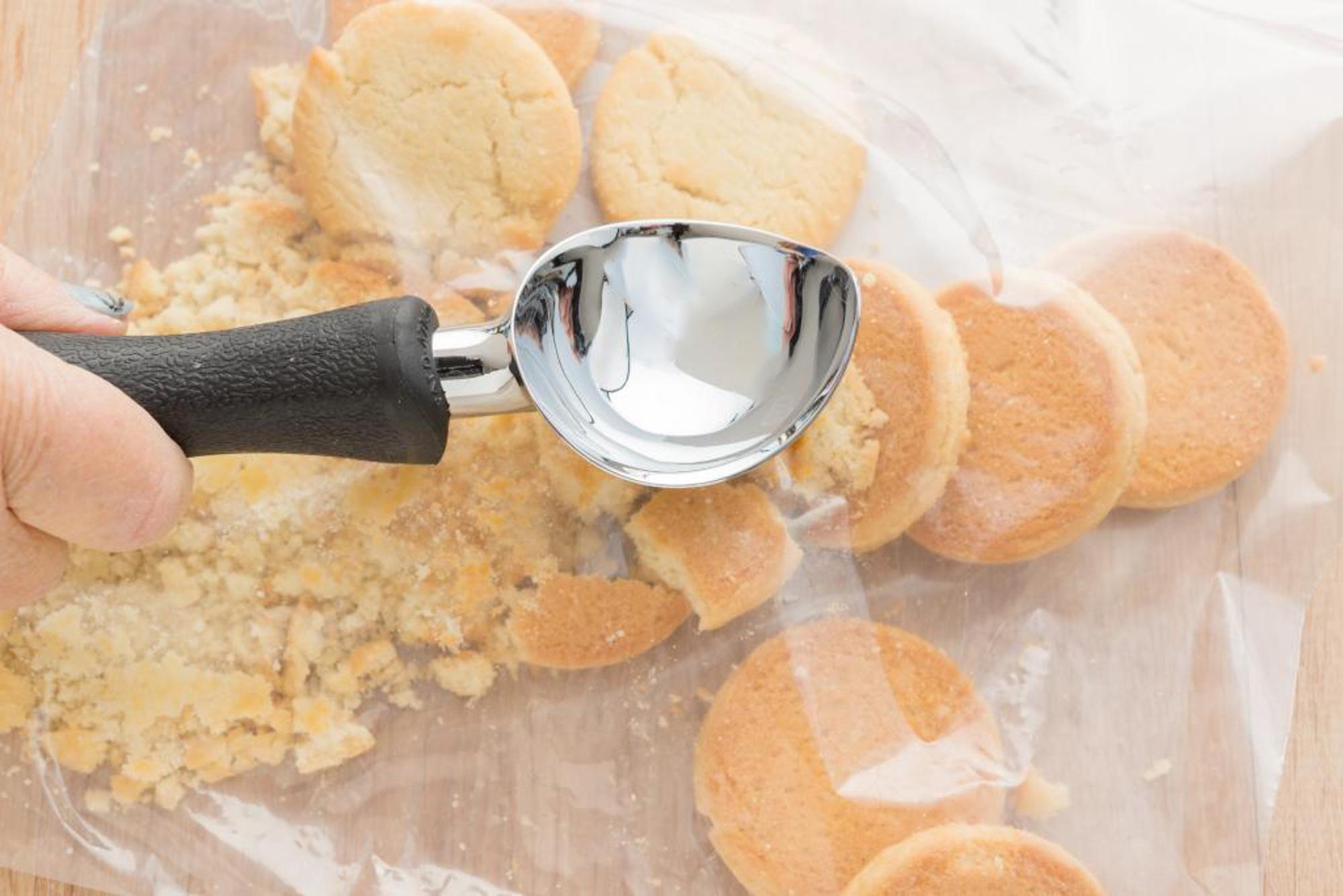 Crush the shortbread cookies with an Ice Cream Scoop.