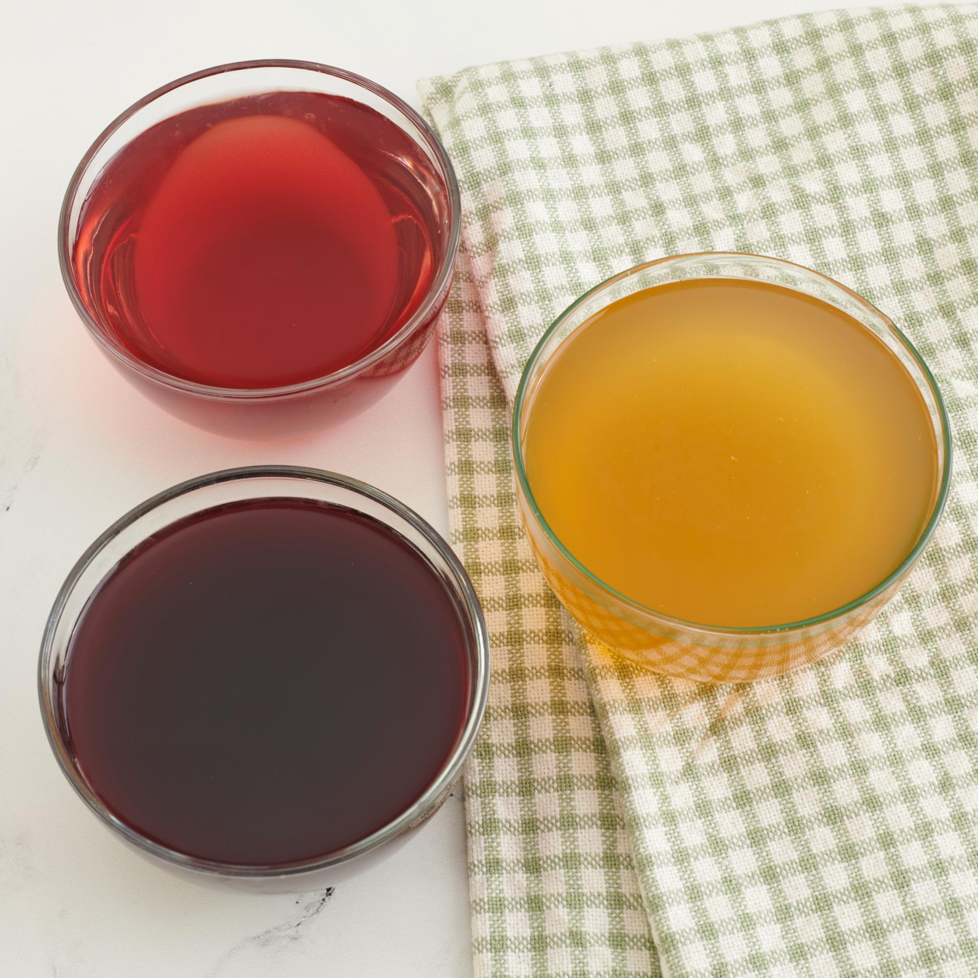 Cranberry and pomegranate juice with chicken broth.