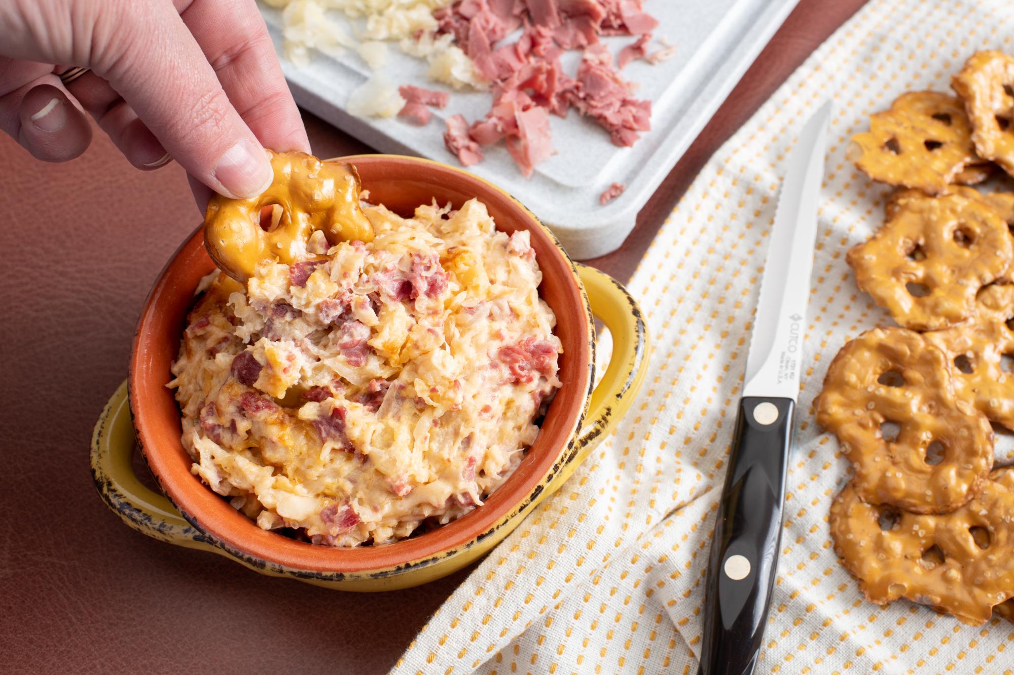 Easy Reuben Dip in a Slow Cooker