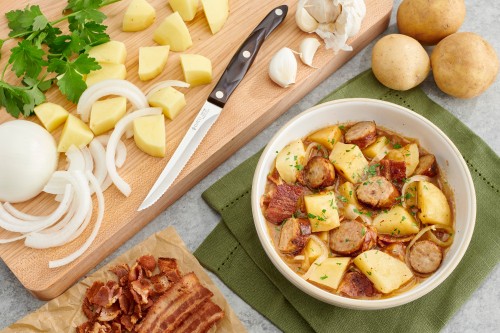 Irish Sausage and Potato Stew (Dublin Coddle)