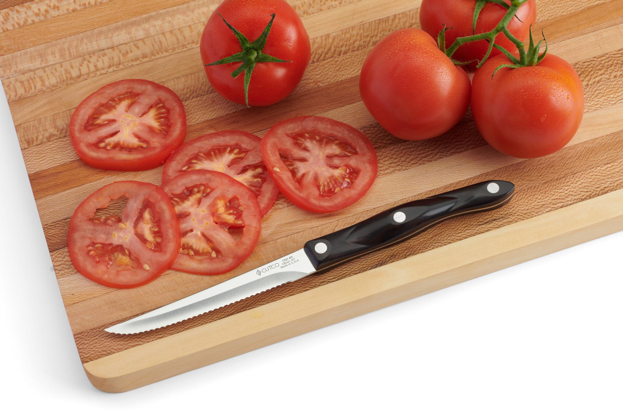 Sliced tomatoes with a Trimmer.