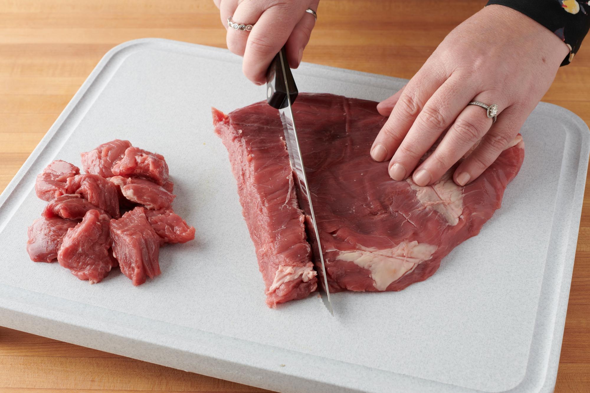 Slicing the flank steak with a Petite Carver.