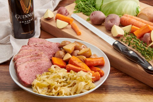 Slow Cooker Corned Beef With Cabbage and Beer