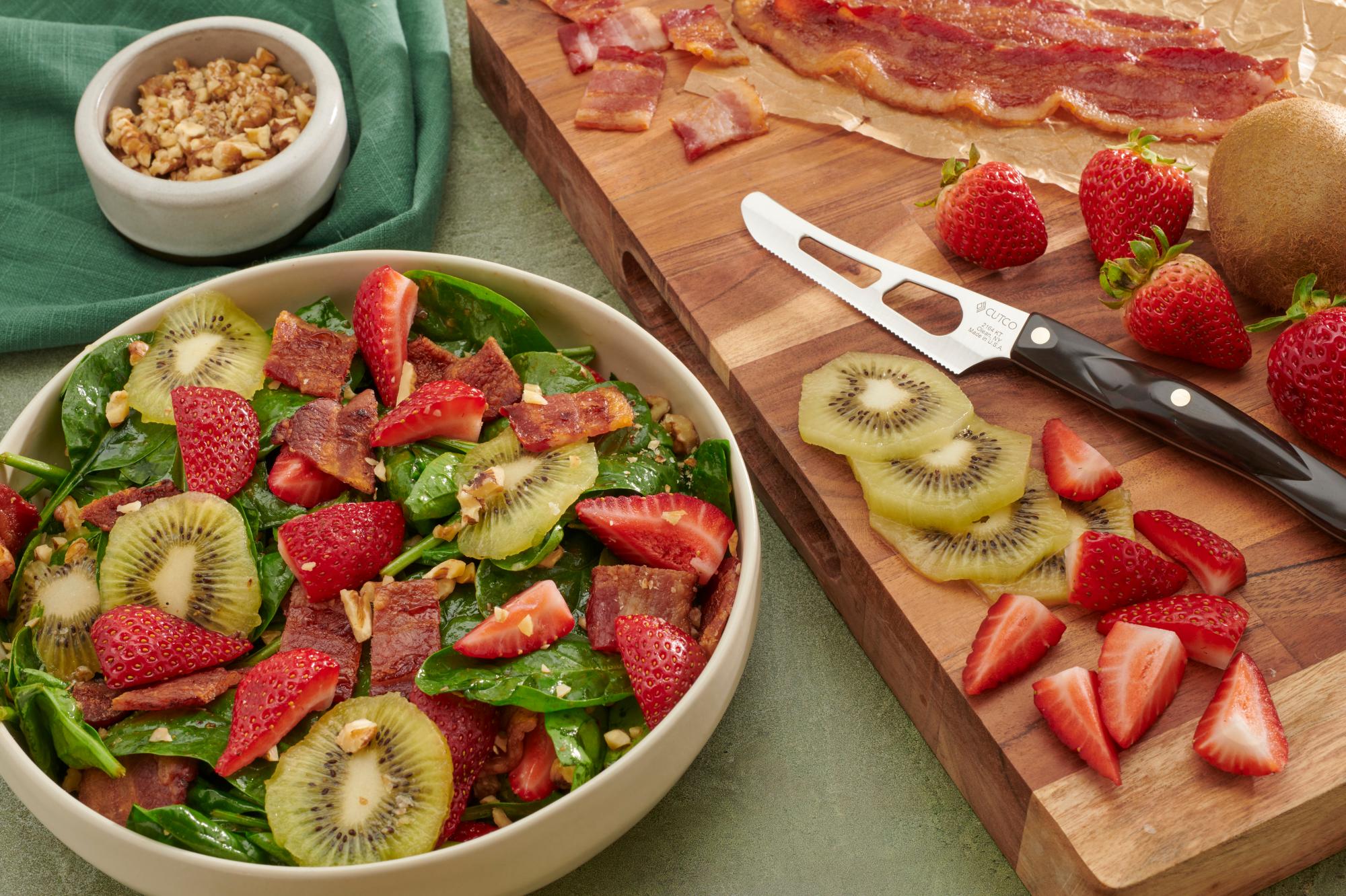 https://images.cutco.com/learn/2023/2164_strawberry-kiwi-salad_13305-l.jpg