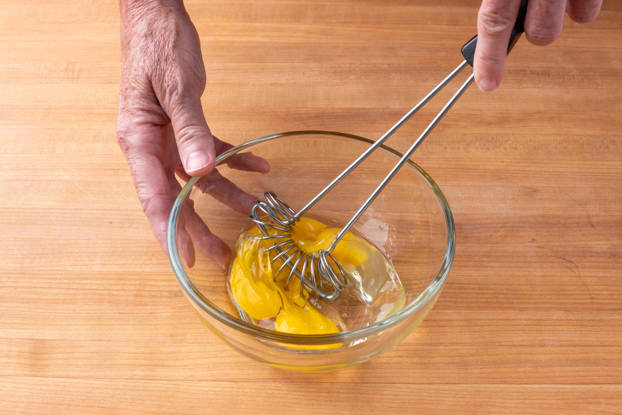 Beat the eggs with a Mix-Stir.