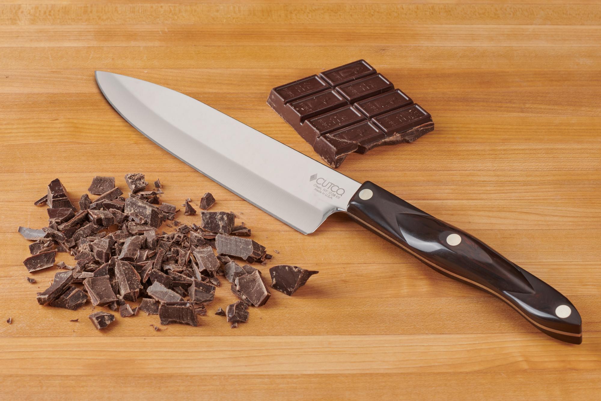 Chopped chocolate with a Petite Chwef.