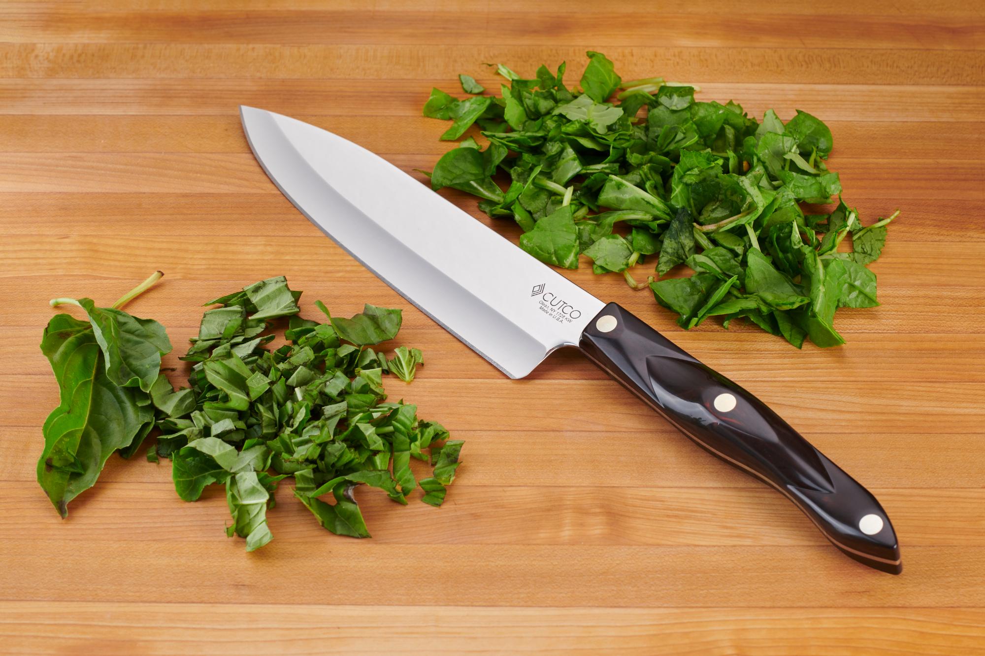 Basil and spinach cut with a Petite Chef.