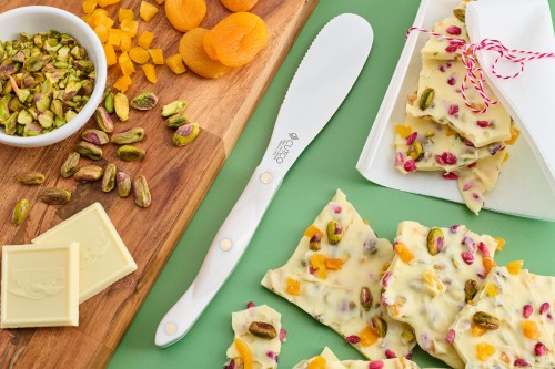 White Chocolate, Pomegranate, Apricot and Pistachio Bark