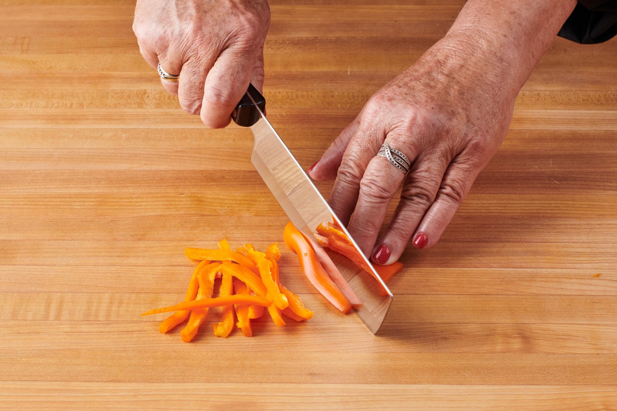 cutting peppers with 6” Veg Knife