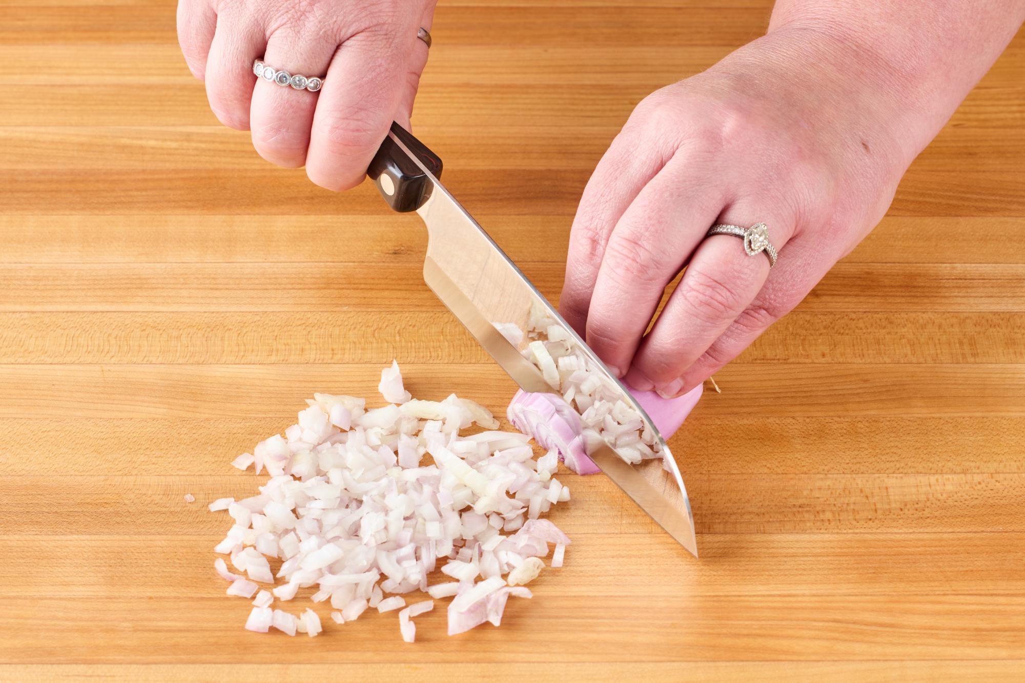 Mincing shallot with P Santoku