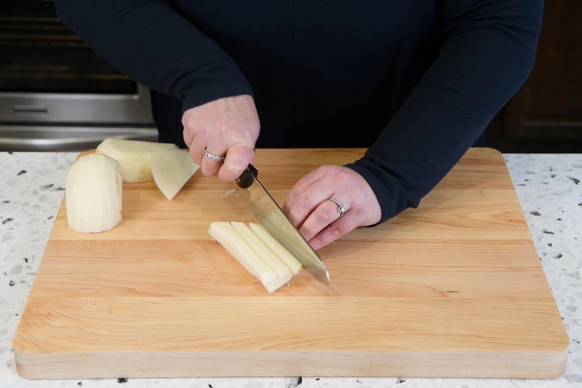 How To Cut Jicama