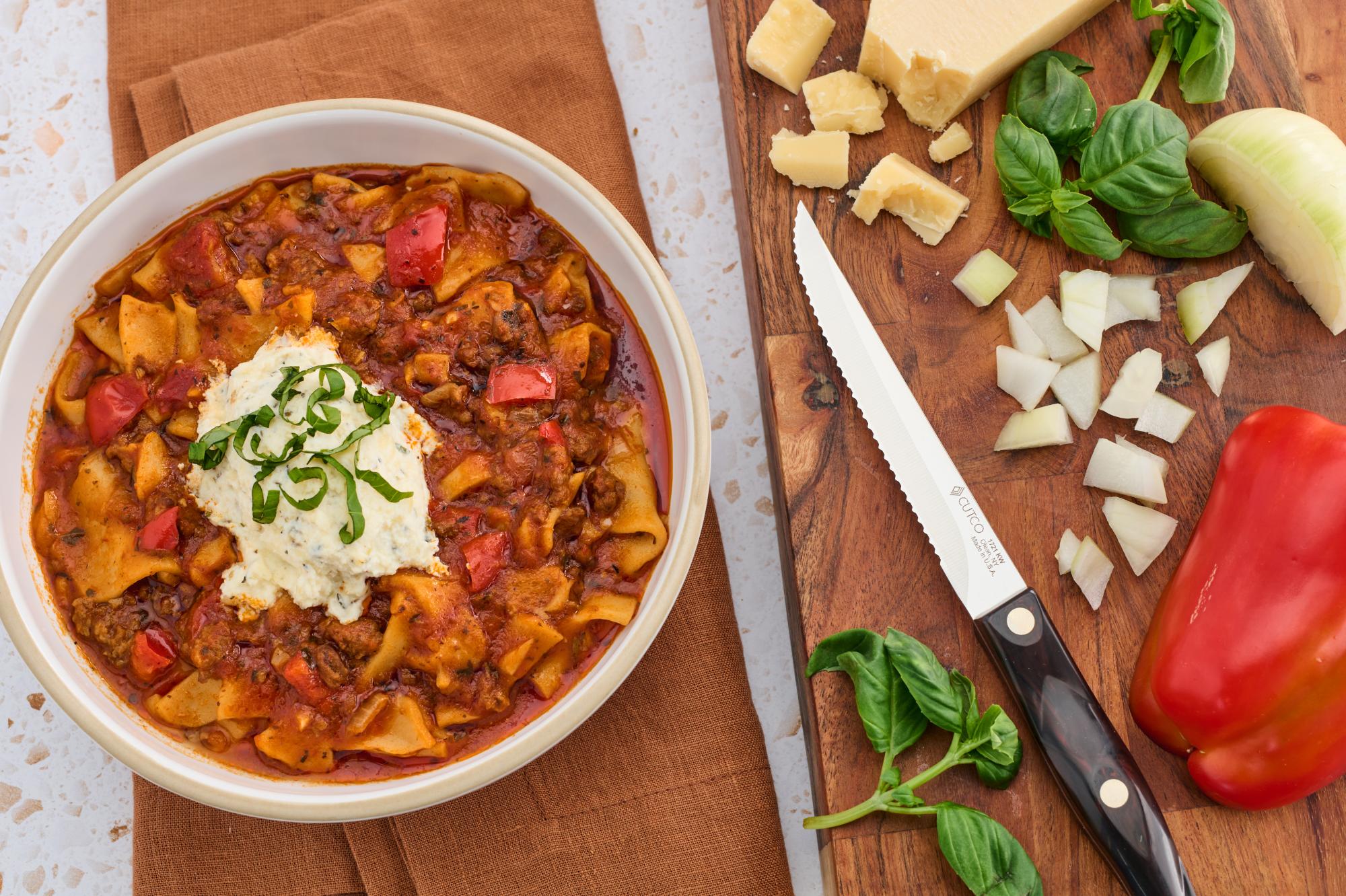 Slow Cooker Easy Lasagna Soup