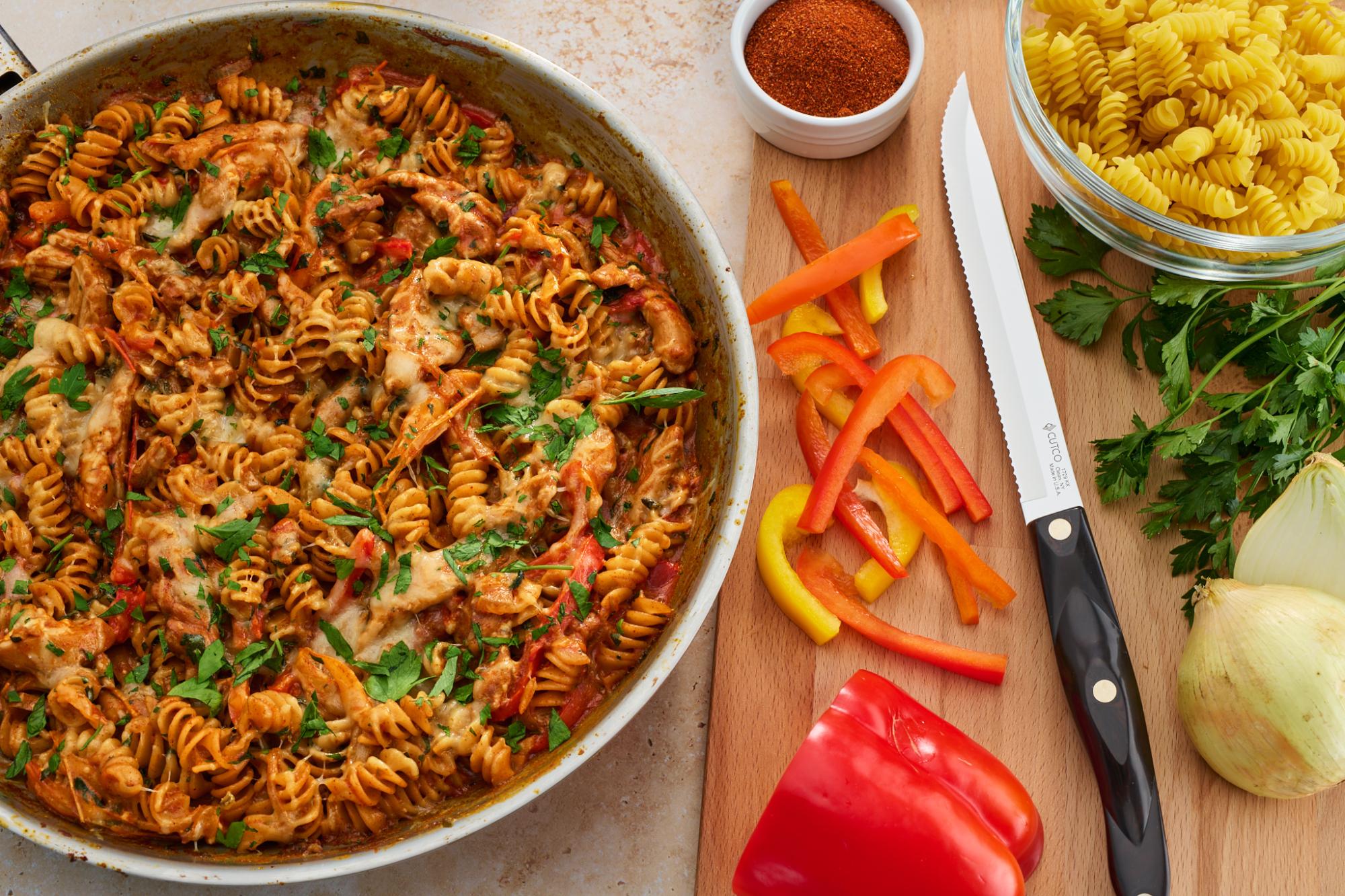Creamy Chicken Fajita Pasta Skillet