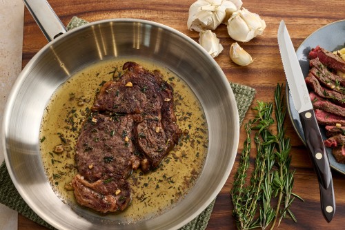 Pan-Seared Steak With Garlic and Herbs