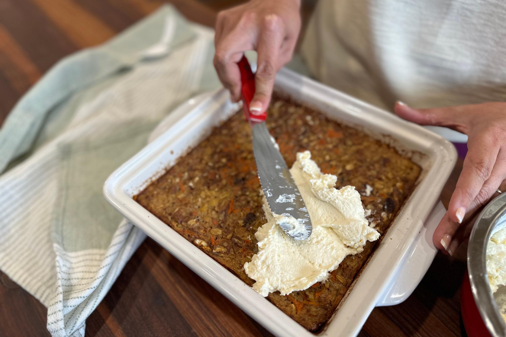 Spreading frosting with a Spatula Spreader.