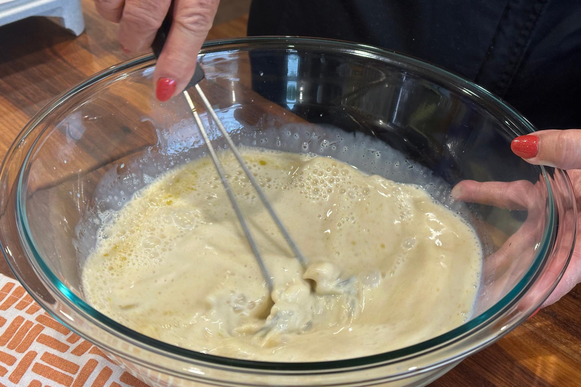 Mixing wet ingredients with Mix-Stir.