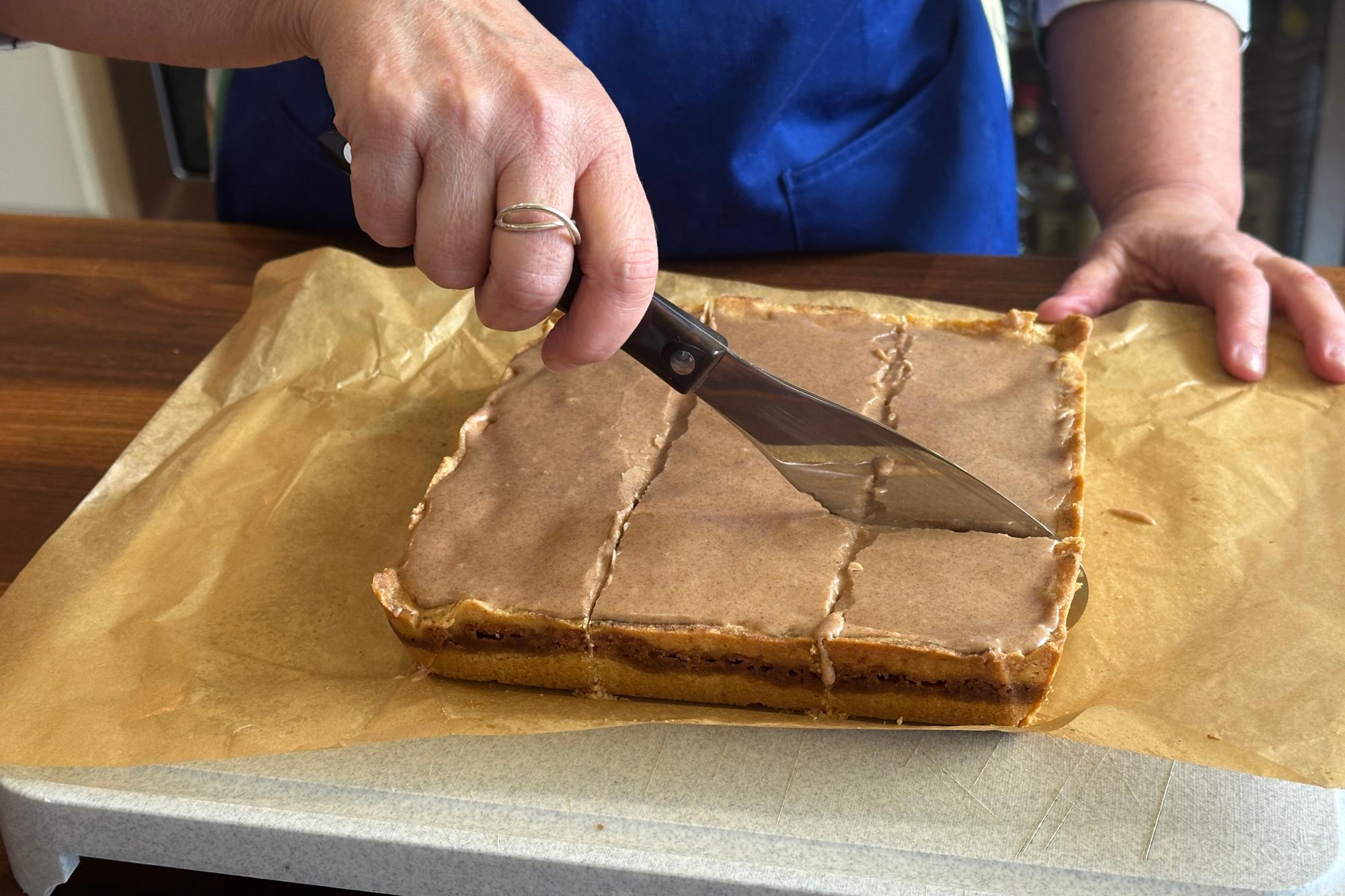 Cut the one large bar into squares using a Spatula Spreader.