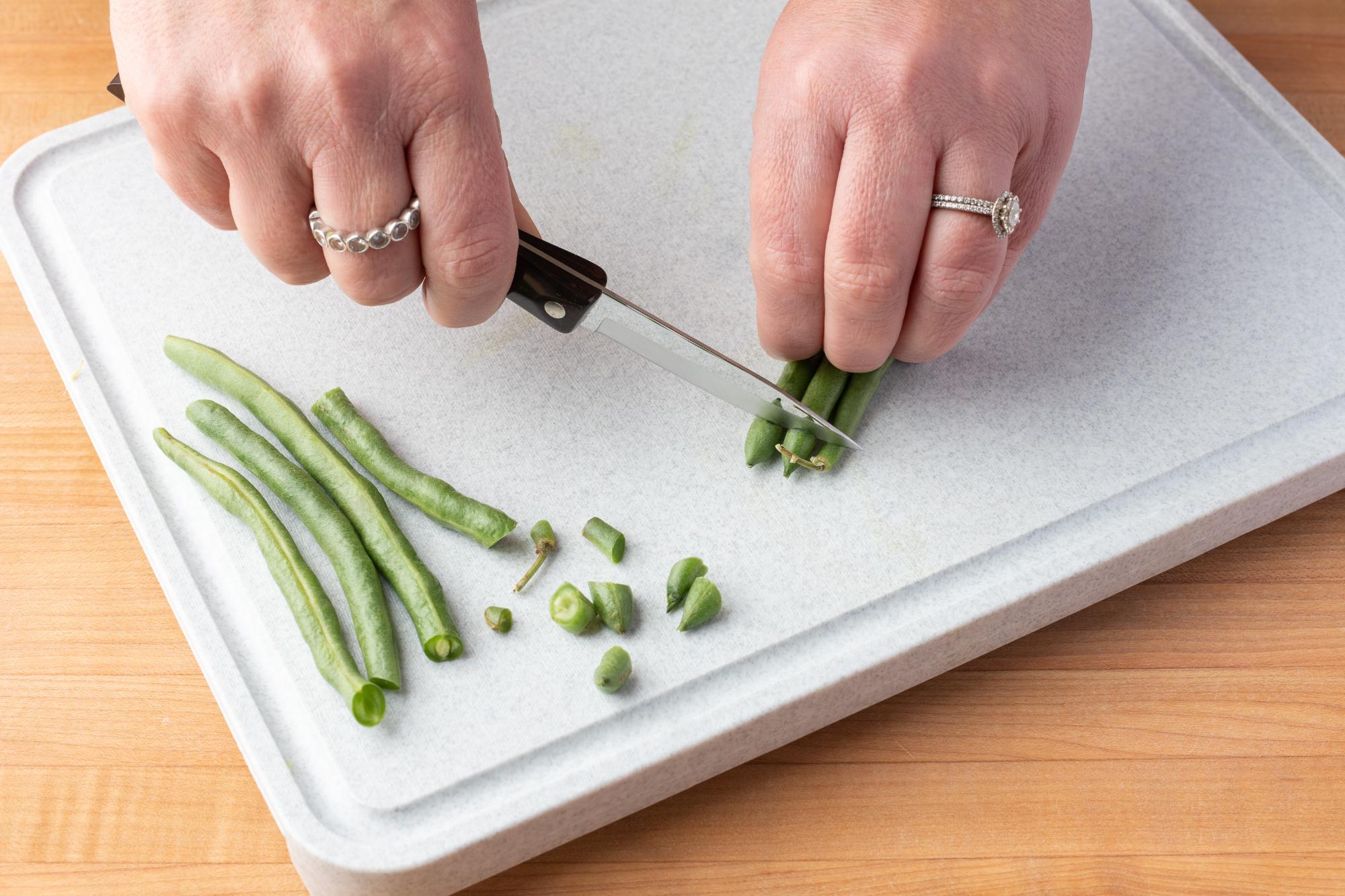 trimming beans
