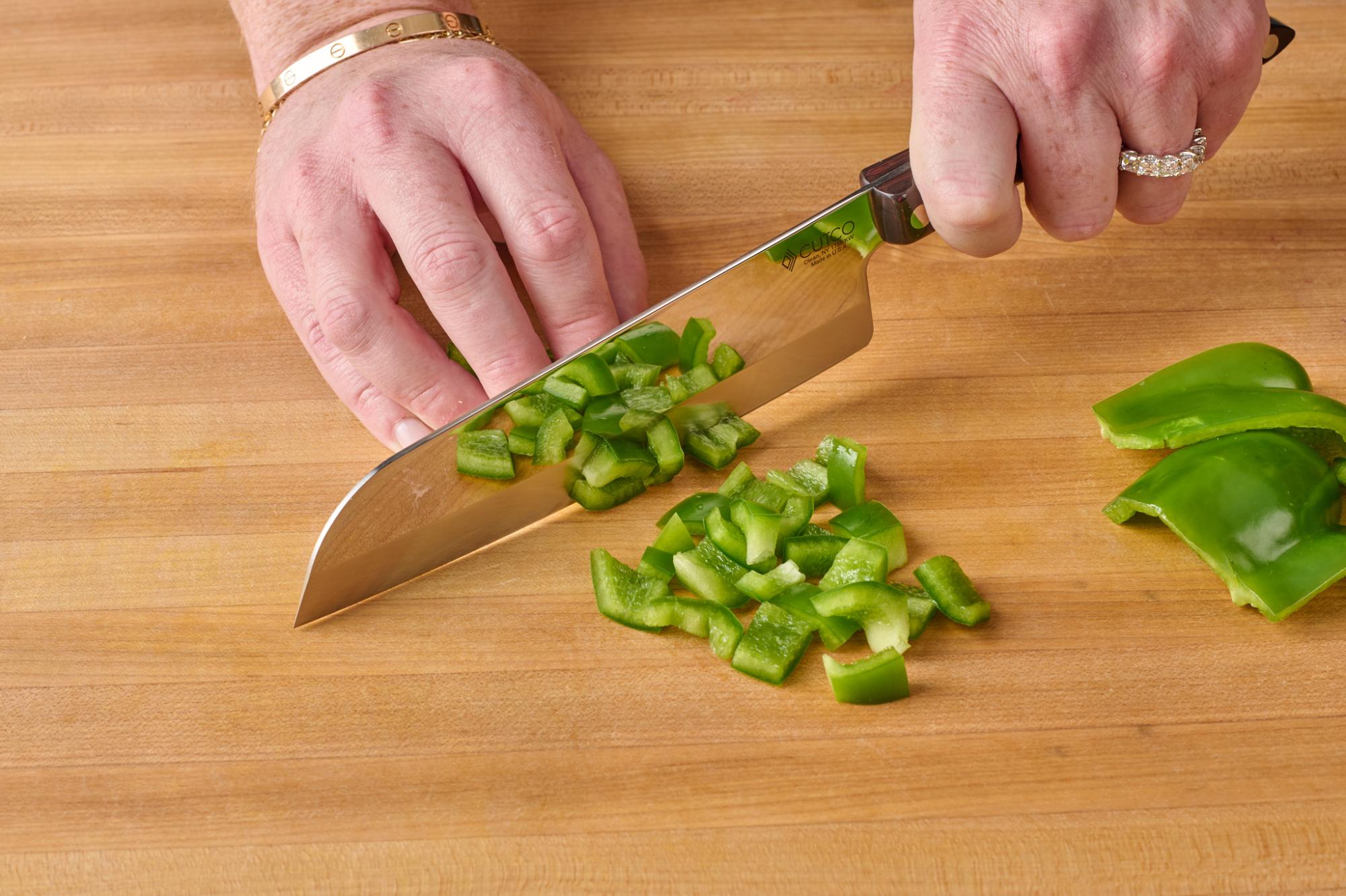cutting pepper