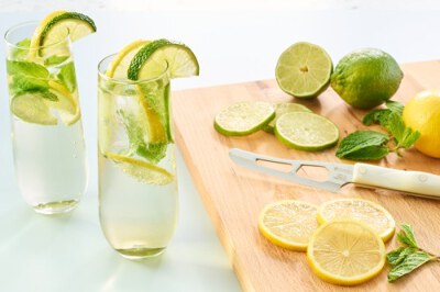 Prosecco and Elderflower Spritz