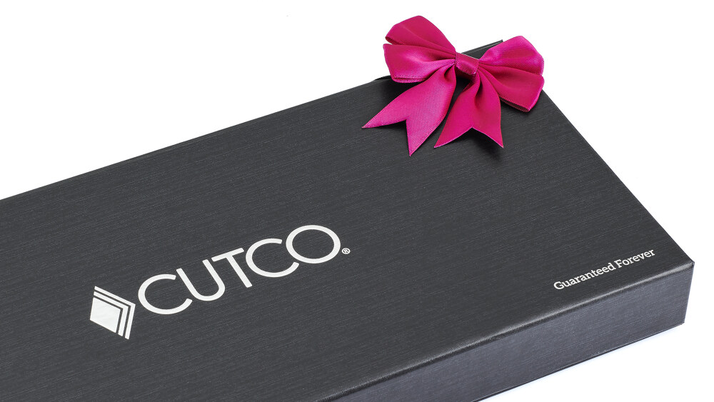 Closeup of gift box with available gift bow in various colors.