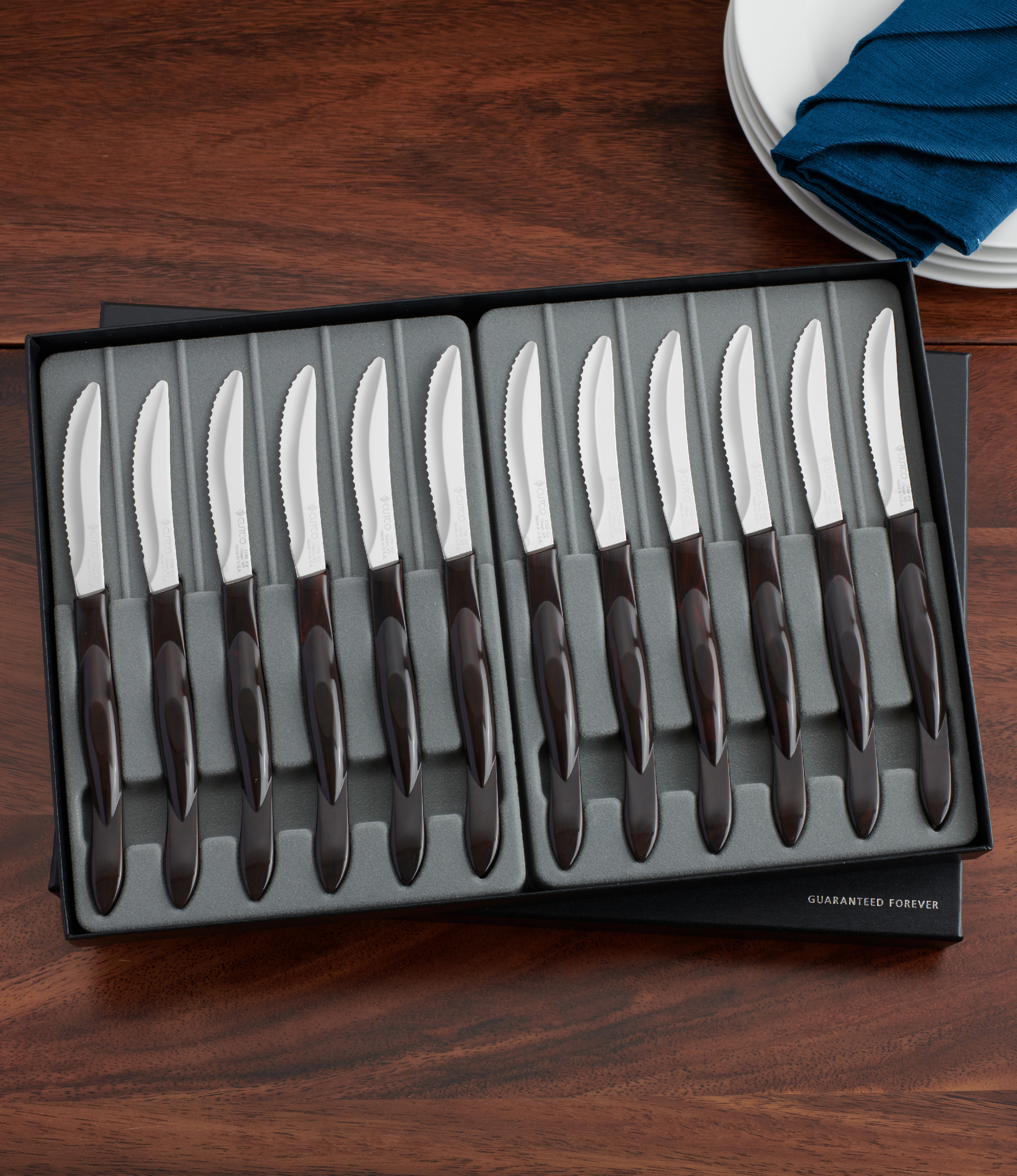12 Table Knifes 