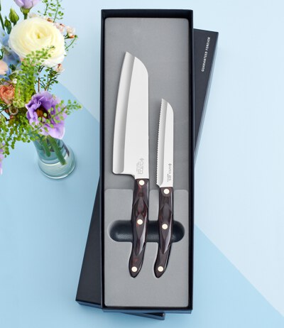  Cutco 21 Piece Kitchen Knife Set with Cherry Finish Oak Block,  8 Table Knives, Paring Knife, Trimmers, Santoku Chopper Chef Knife, Carver,  Slicer, Cheese Knife, Turning Fork, Shears, Peeler, Sharpener: Home